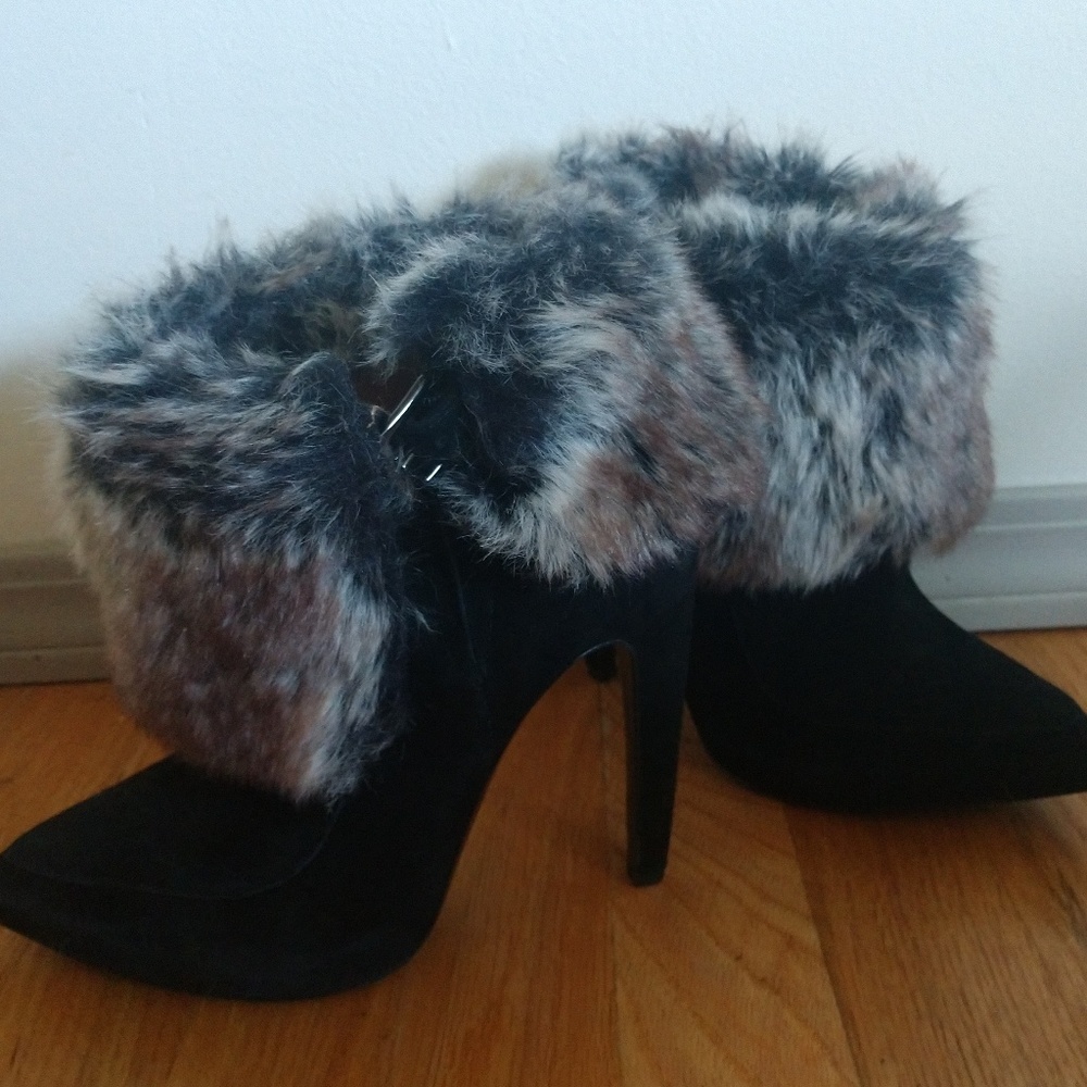 Via Spiga Booties